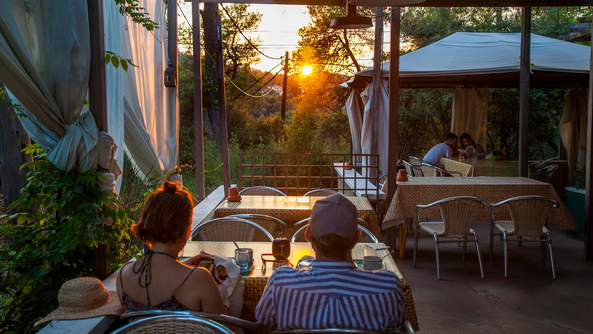 Inout Hostel La Floresta Pearson 0*,