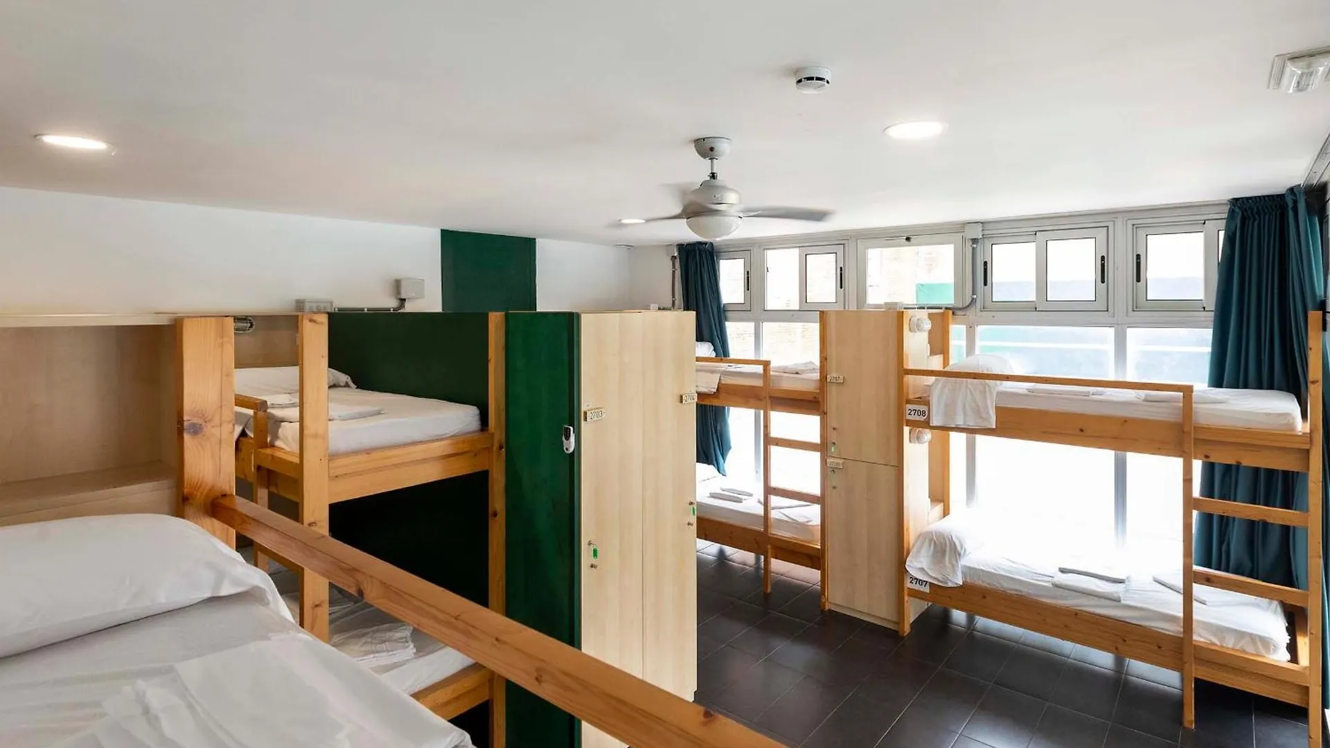 Inout Hostel La Floresta Pearson