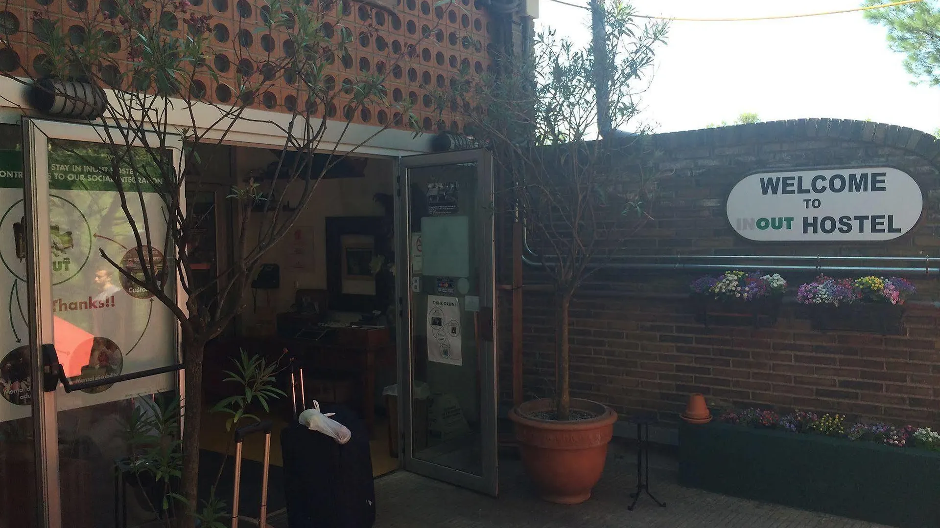 Inout Hostel La Floresta Pearson