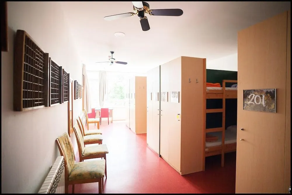 Inout Hostel La Floresta Pearson
